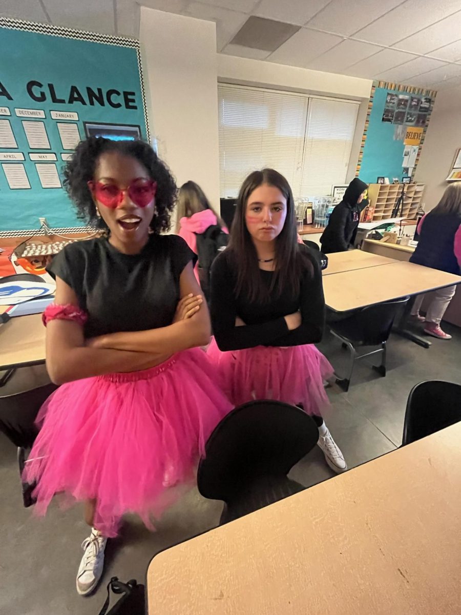 9th Grade Students Kaysa Banks and Katherine Aitken dress up for spirit week (Oct 25 2023). Photographer: 